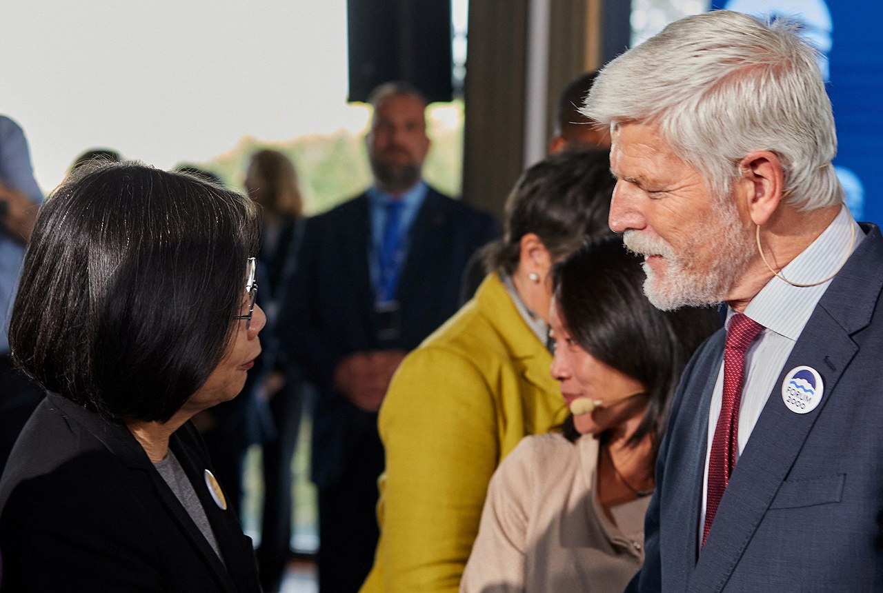 hx2.jpg 蔡英文10月14日在布拉格会见捷克总统帕维尔(路透社图片)