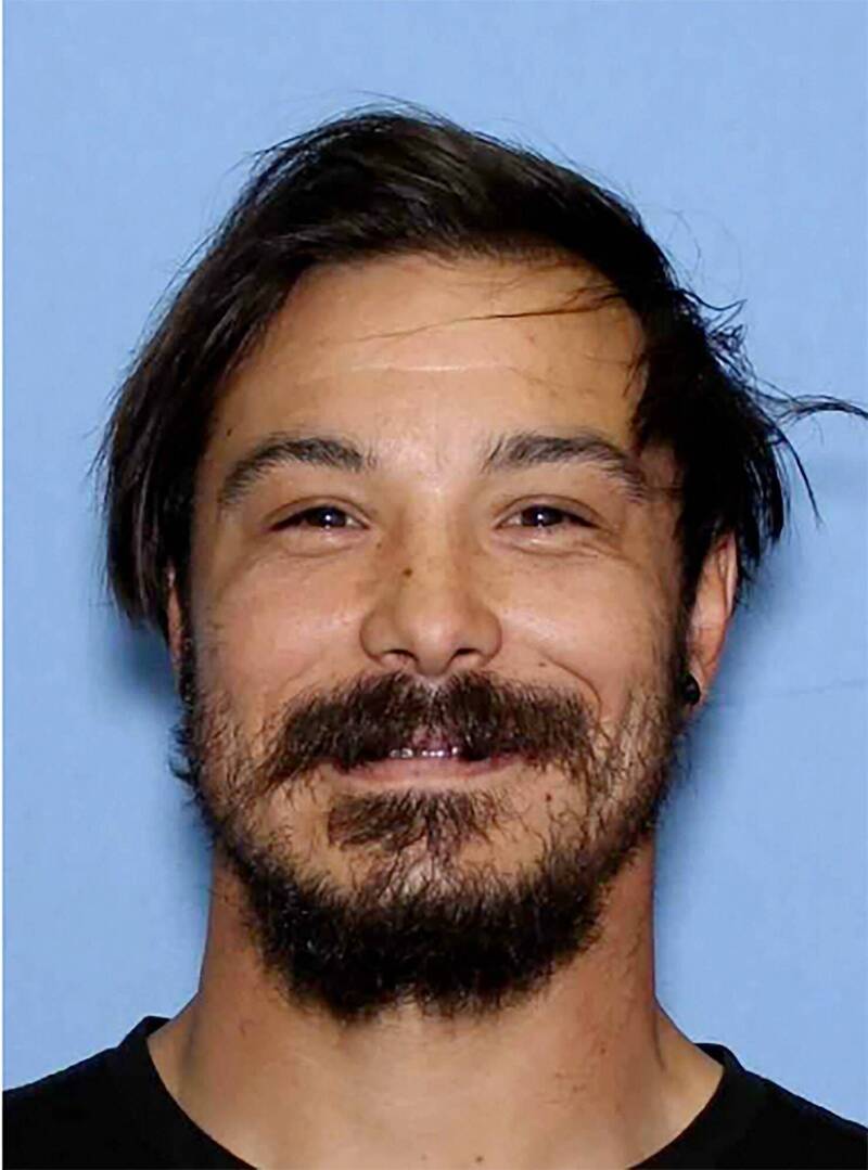 美國退伍軍人德克爾因殺害其3名女兒而被華盛頓州通緝。(美聯社) 美國退伍軍人德克爾因殺害其3名女兒而被華盛頓州通緝。(美聯社)