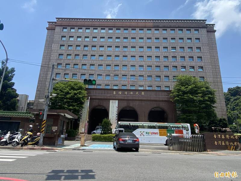 基隆地院在收到檢方起訴卷證並完成分案、通知在押4名被告的律師閱卷後，訂於下午6點召開接押庭。（記者林嘉東攝）