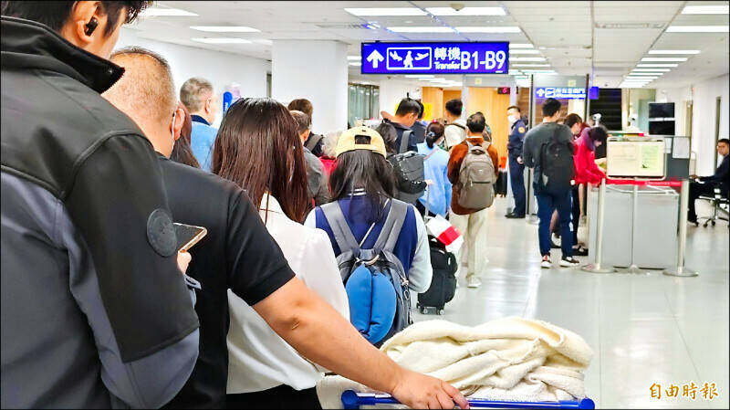 华航地勤人员过安检门拒配合还呛警，被法官判罚2千元。示意图。（资料照）