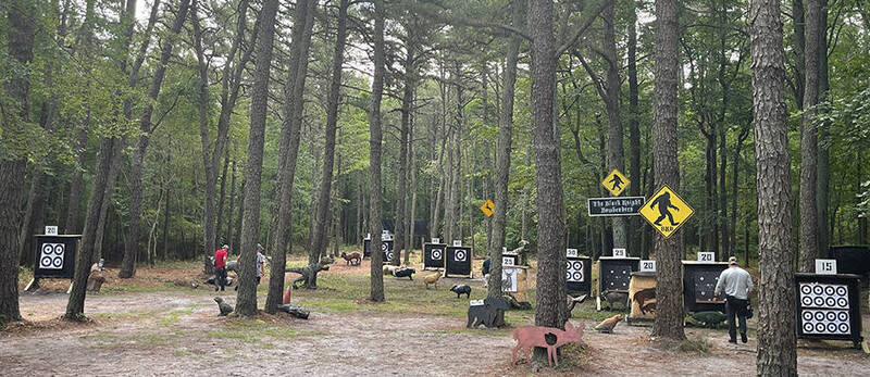 美国纽泽西州杰克逊镇发生雷击，造成1死13伤。事发地点为黑骑士弓箭手户外射箭场。（撷自Black Knight Bowbenders官网）