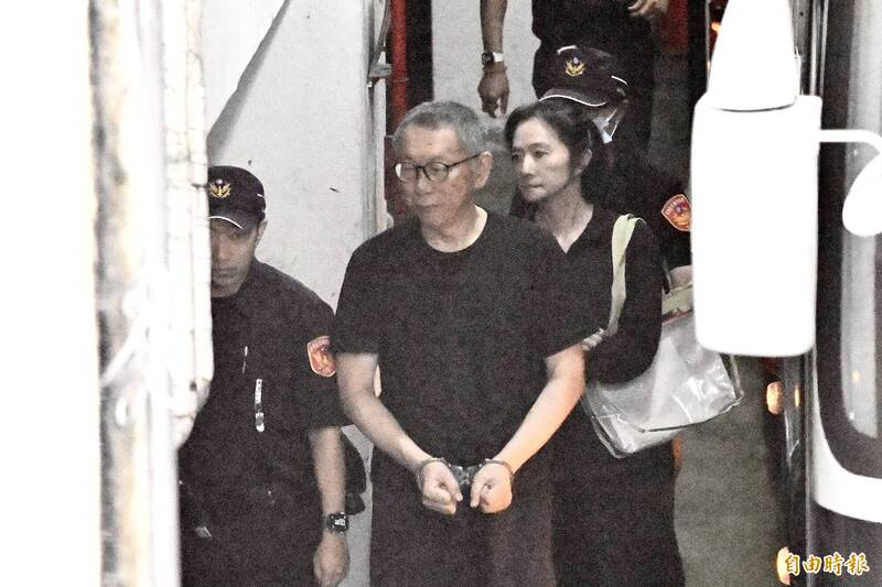 柯文哲涉京華城案羈押禁見，但仍有民事官司纏身。台北地方法院今開庭審理柯控告庭皓興業佔用房產案。（資料照）