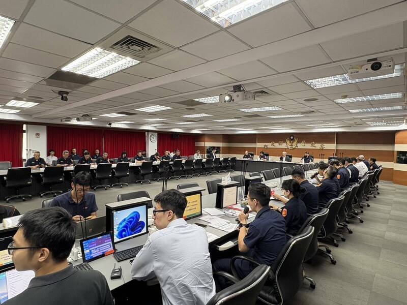 罷免投票日倒數，警政署署長張榮興今2度召開專案會議指示維安工作重點。（記者邱俊福翻攝）