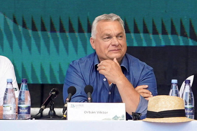 匈牙利總理奧班對美歐貿易協議十分不滿，暗示是美國佔了便宜。（路透）