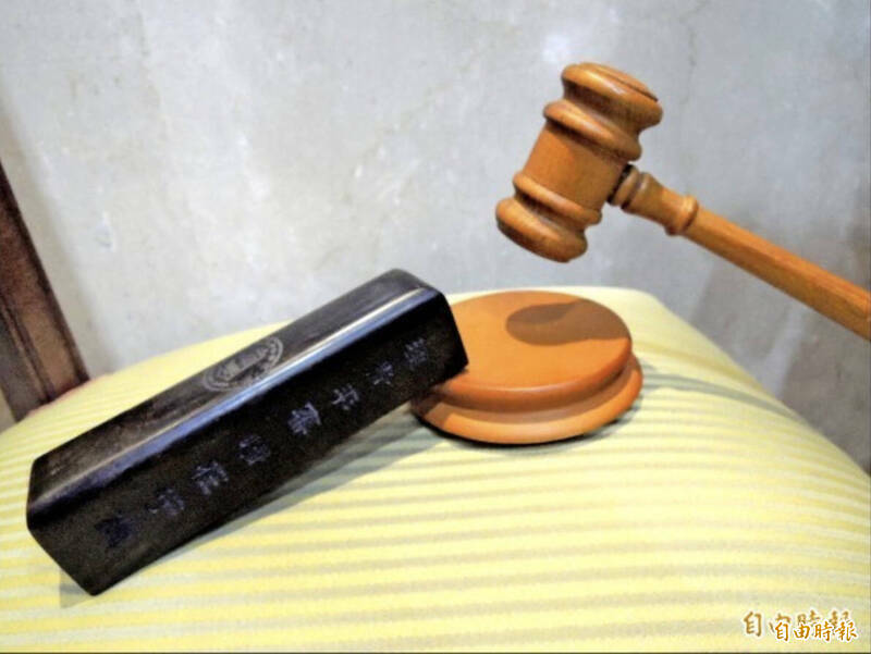 律师李孟轩表示，根据跟踪骚扰防制法，构成要件须符合特定特征与效果，包括行为具有性或性别相关意涵、令被害人感受恐惧，并已影响其日常生活与行动自由。（资料照）