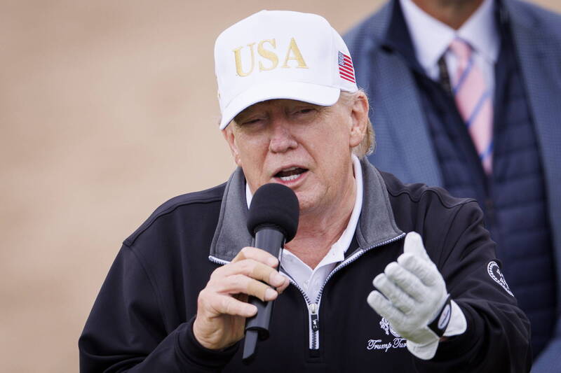 川普表示，美方与伙伴会协助建立加萨粮食中心。（欧新社）