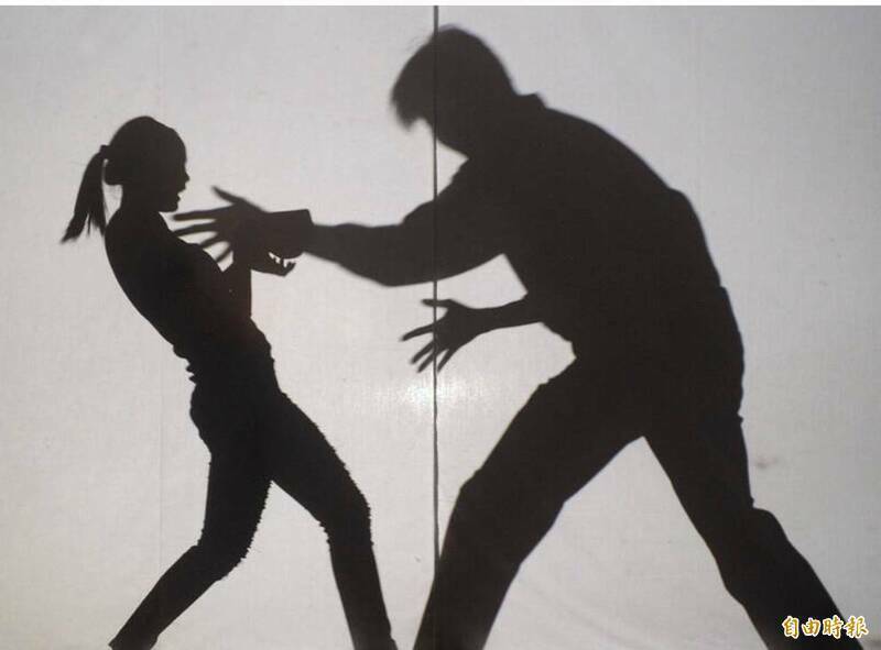 劉正清羈押後罹患皮膚病等疾病，法院認為他因尿毒症、腎衰竭洗腎，裁定80萬元交保。（示意圖）