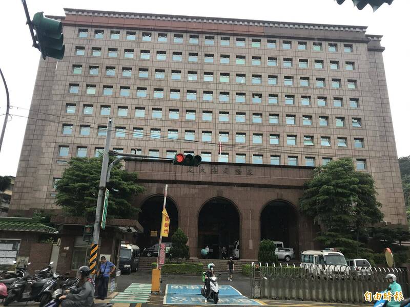 基隆地院近日審結，認定林男觸犯毀棄文書罪，判處拘役30日，得易科罰金3萬元。（記者吳升儒攝）