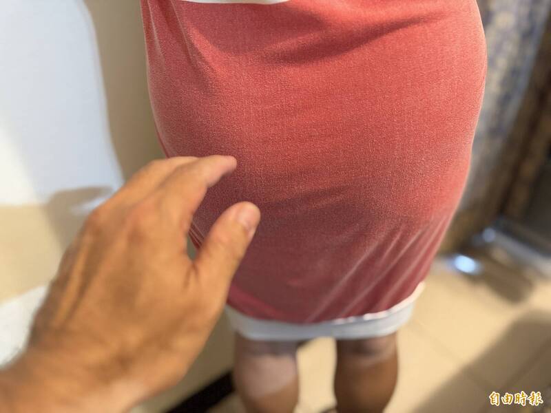 蔡姓男副教授被控指侵女網友下體,獲三審判無罪定讞;但他提告向女網友求償損失,一審卻落敗。(示意圖與本案人物無關,記者王俊忠攝) 蔡姓男副教授被控指侵女網友下體,獲三審判無罪定讞;但他提告向女網友求償損失,一審卻落敗。(示意圖與本案人物無關,記者王俊忠攝)