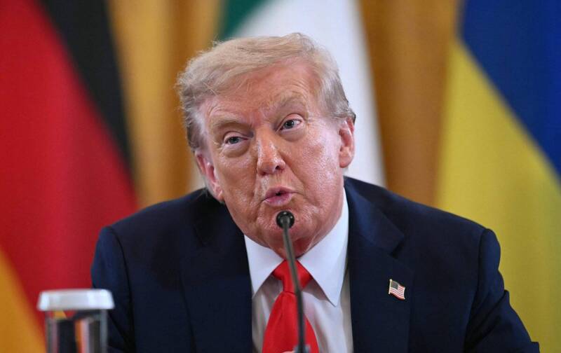 川普政府官员透露，白宫正计划在匈牙利首都布达佩斯举行美俄乌三方会谈，为结束战争进行谈判。（法新社）
